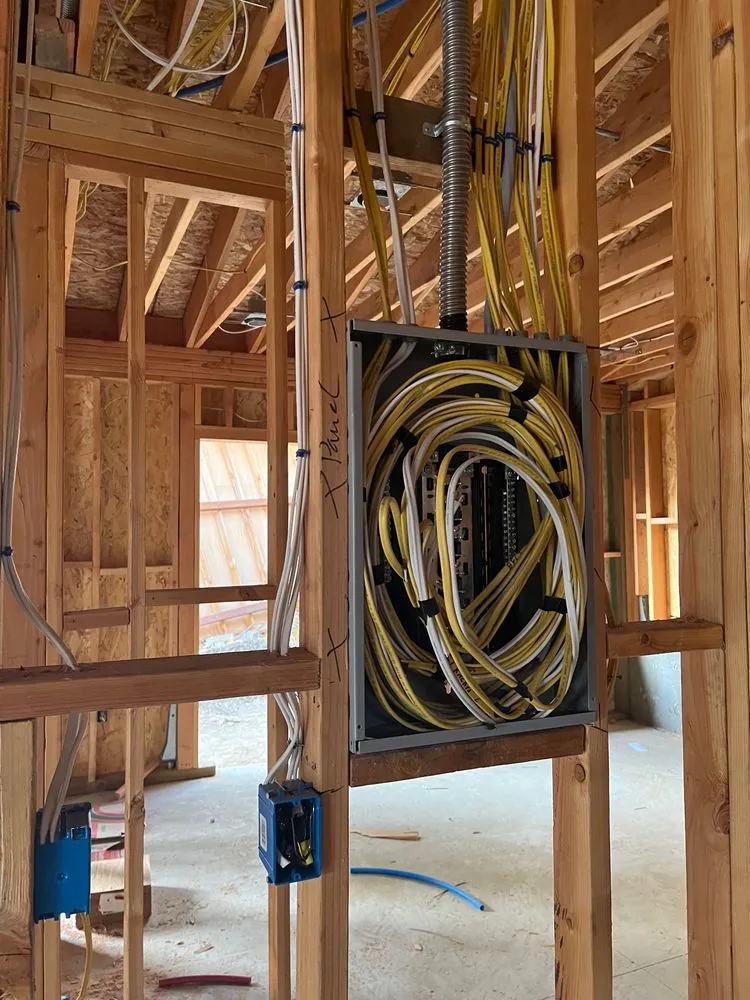 Slide of Franco's Electrical Services