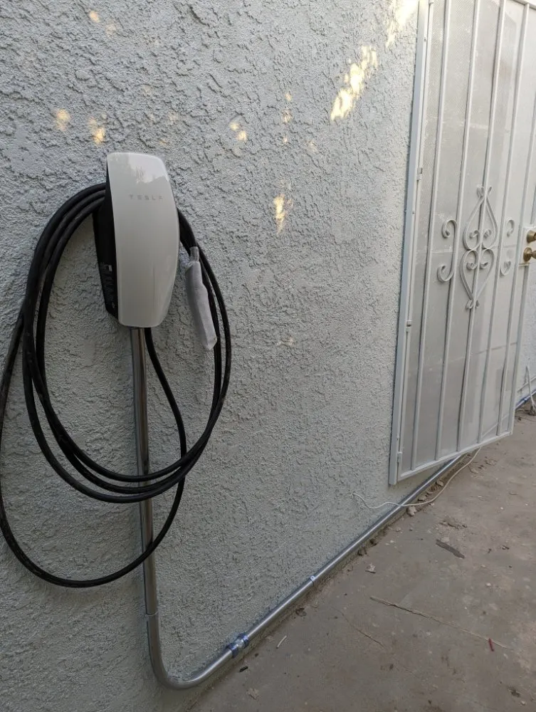 Slide of Frankie Expert Electric