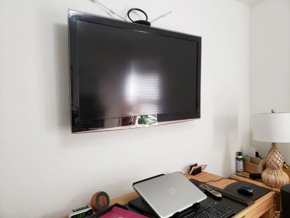 Slide of Frankie Handyman