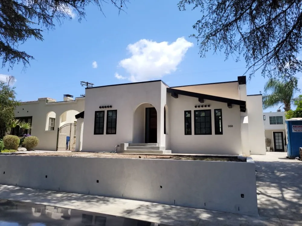 Slide of Frankie the Handyman