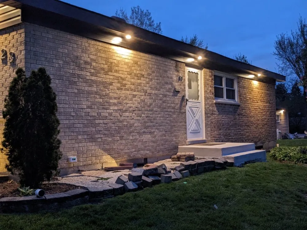 Slide of Frankie's Electric