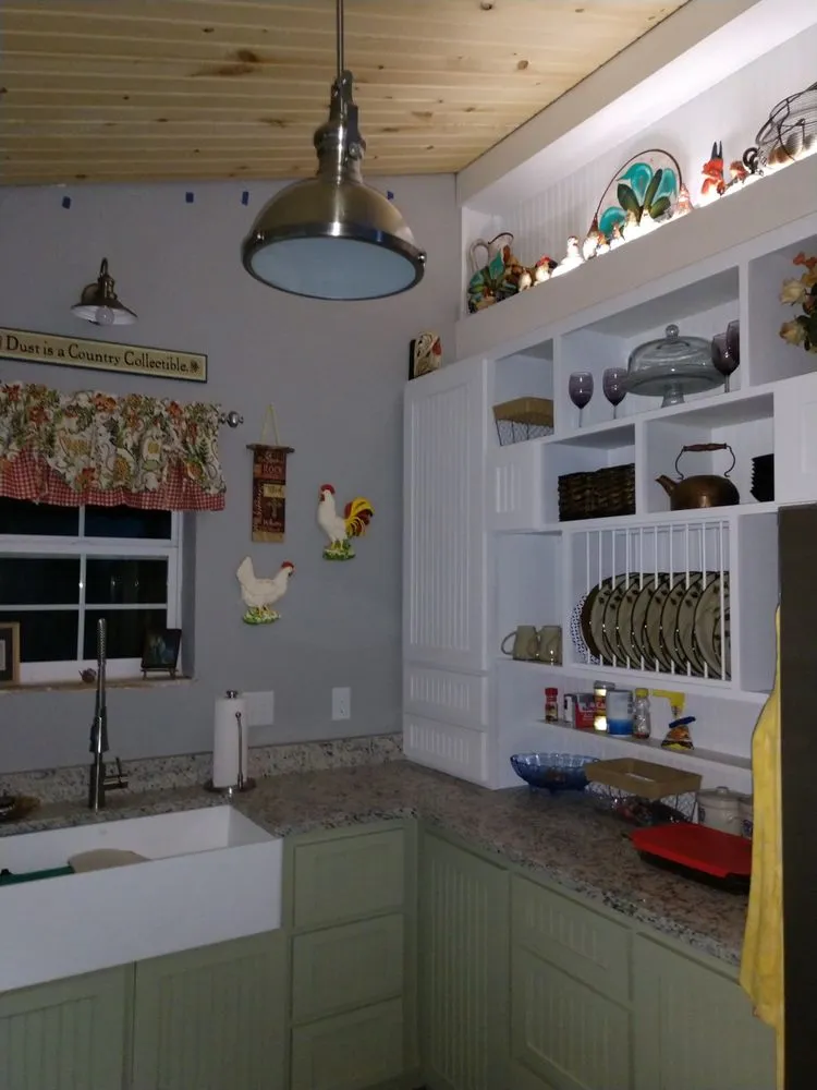 Slide of Frank's Handyman Service