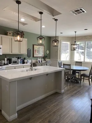 Franks Innovative Electric Logo