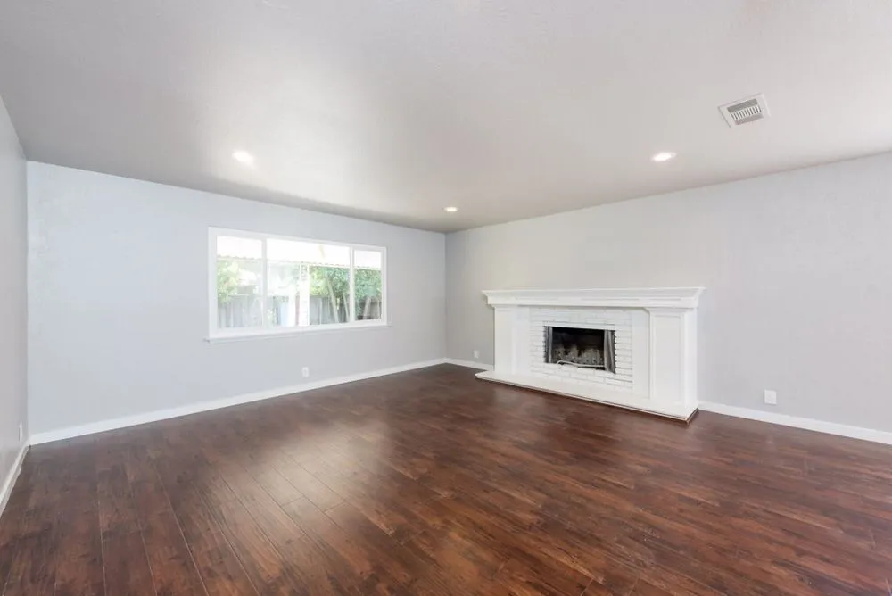 Slide of Fraser Construction