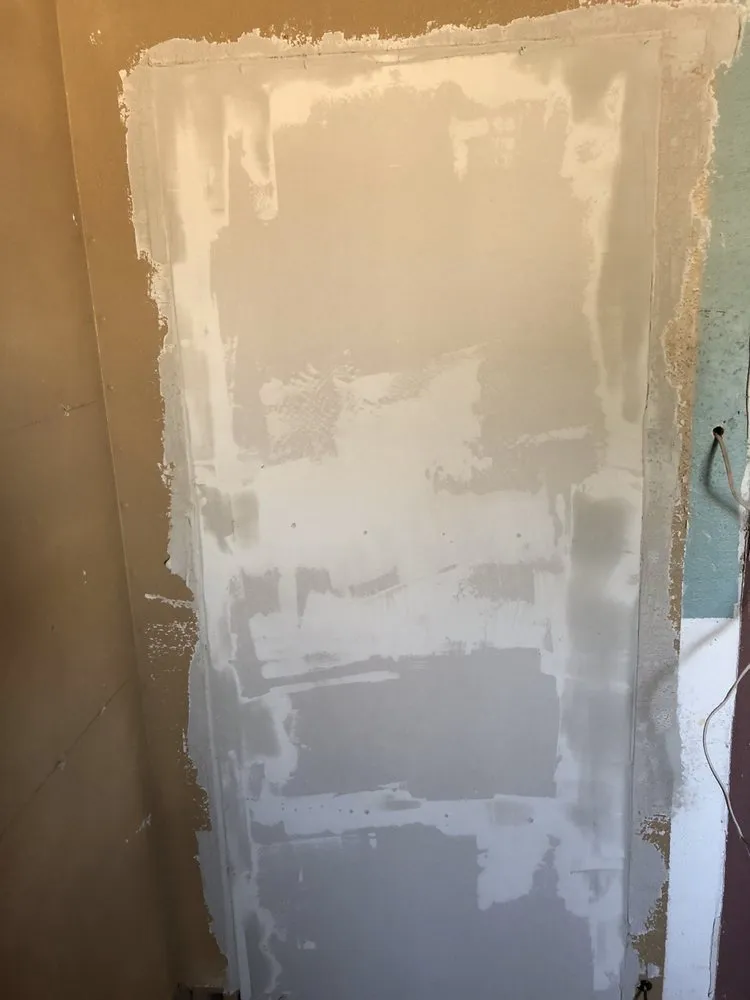 Slide of Fraziers Construction