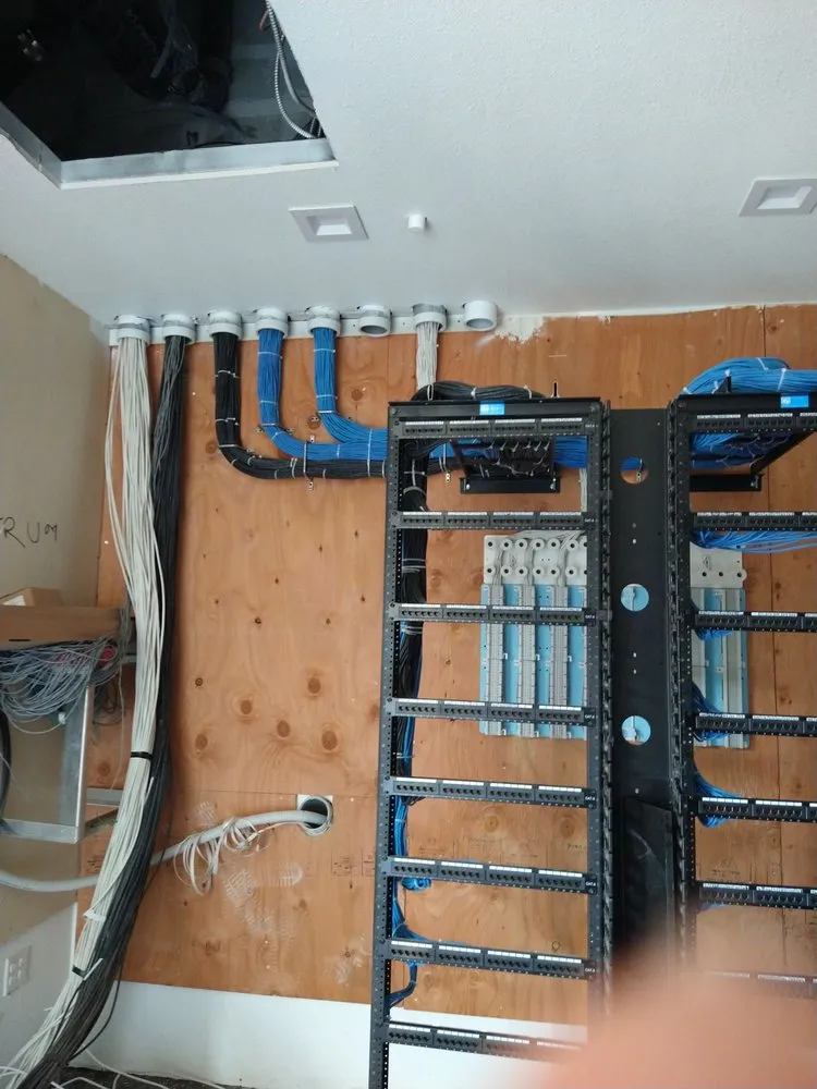 Affordable circuit breaker repair experts serving , - Freddy's Air Conditioning And Electric