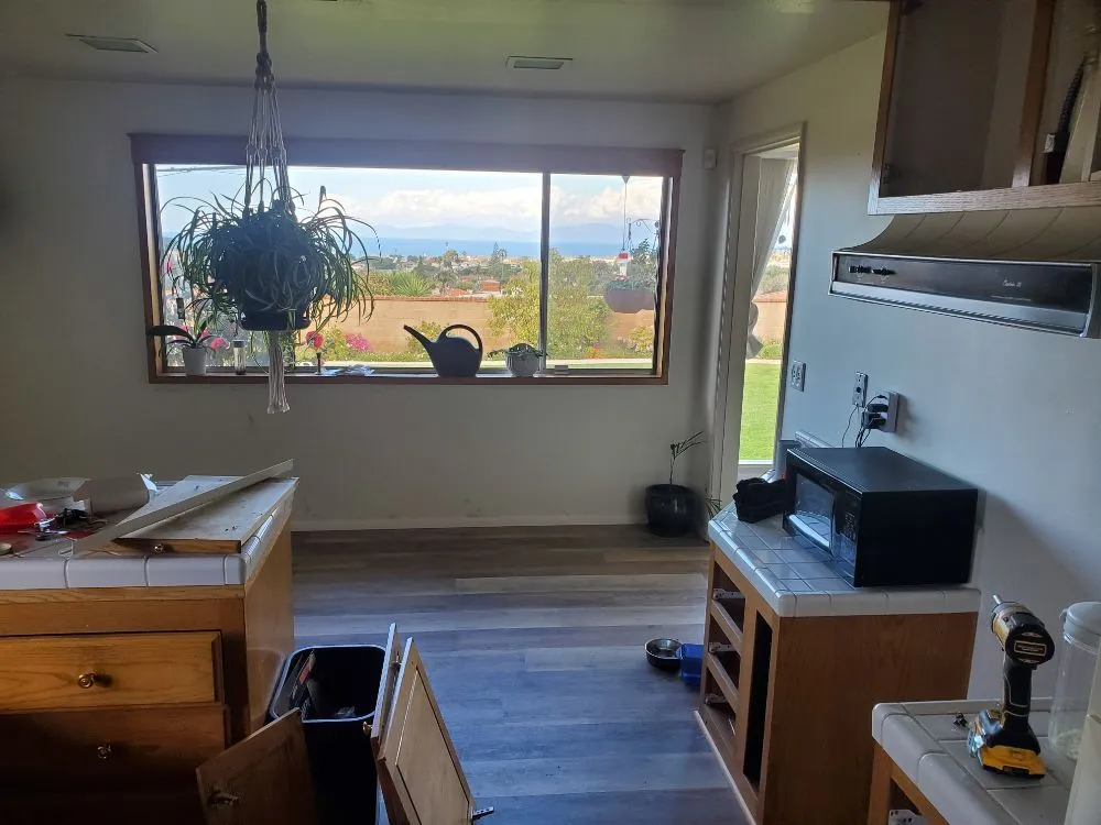 Professional emergency electrical service in ,  by Freddy's Construction Company