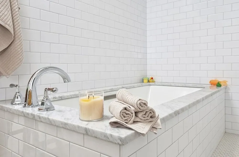 Slide of Fredi Handyman