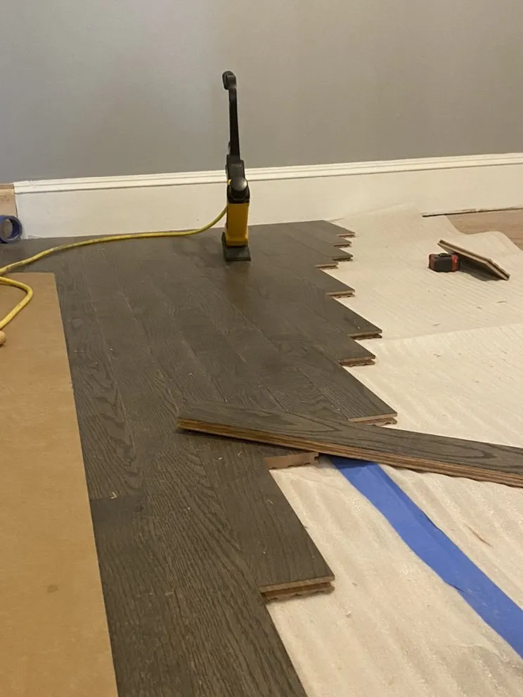 Slide of Fredi Handyman