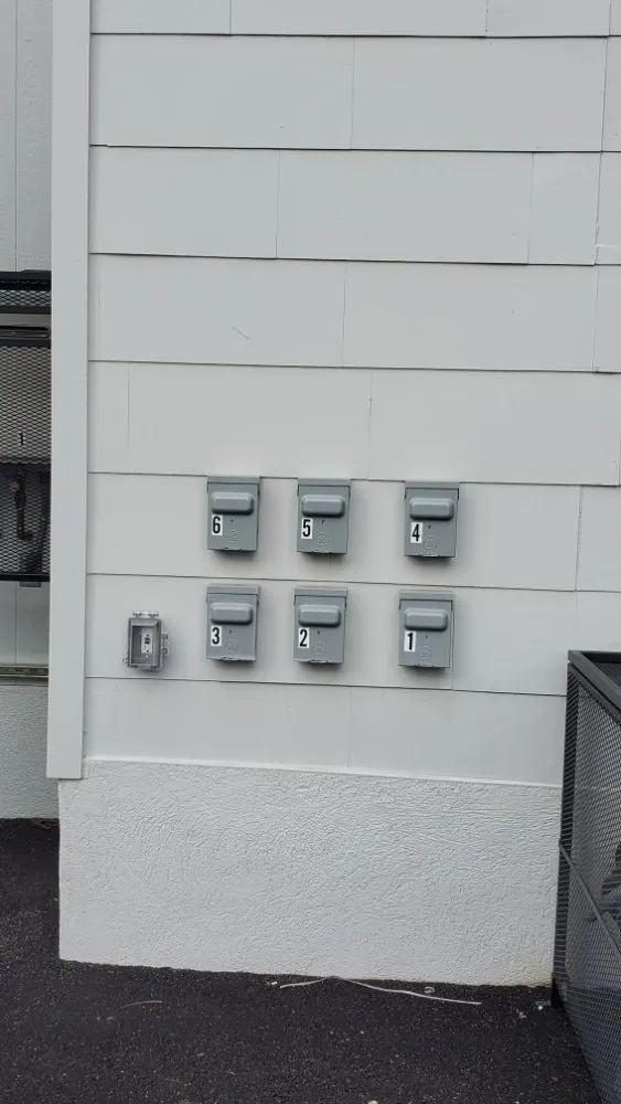 Slide of Freebird Electric