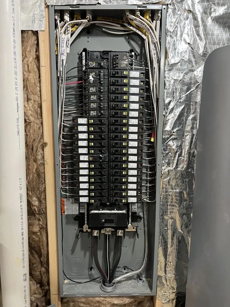 Expert outlet and switch repair experts serving Harpers Ferry, WV - Freedom Electric