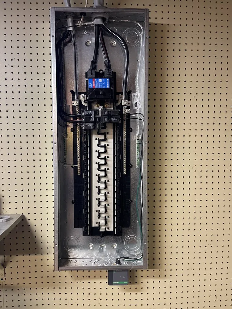 Emergency electrical repair in ,  by Freedom Electrical Services