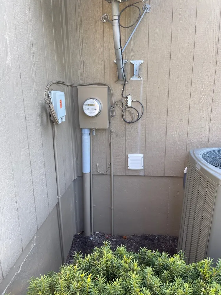 Slide of Freedom Electrical Services