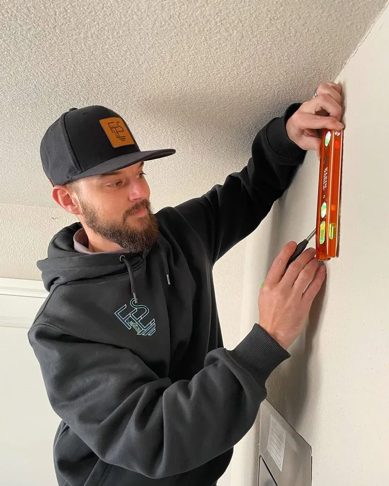 Slide of Freedom Electrical Solutions