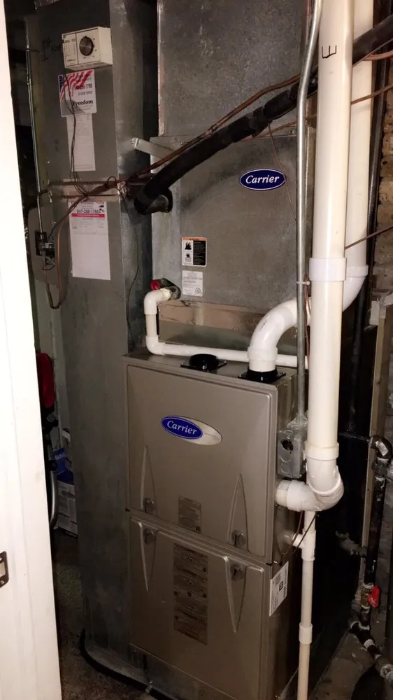 Expert electrician providing circuit breaker repair in , 