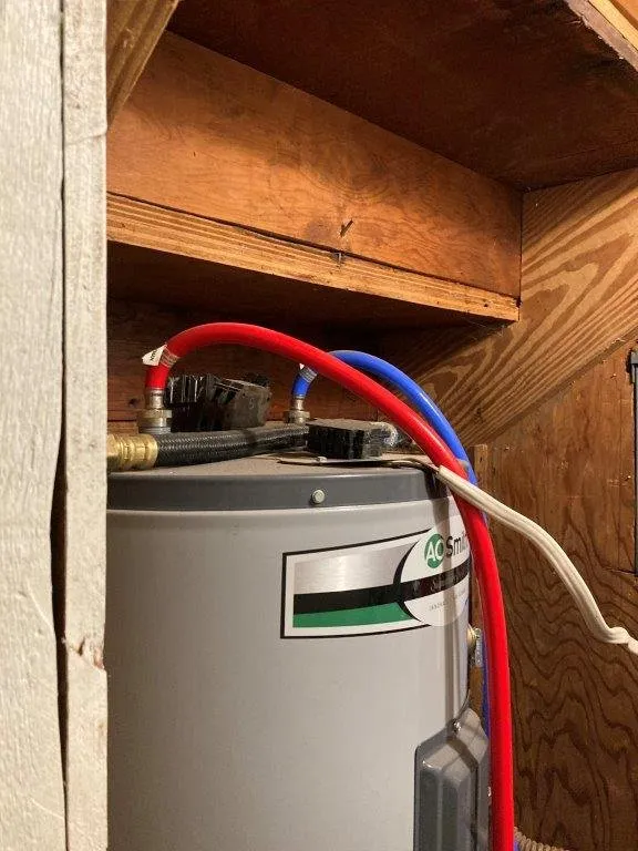 Slide of Freeman Electrical and Handyman Services