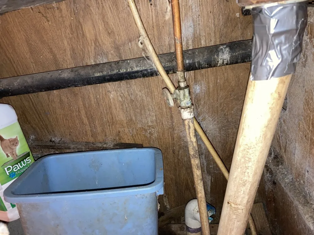 Slide of Freeman Electrical and Handyman Services