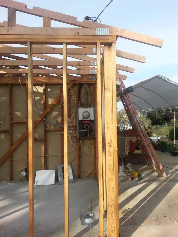 Slide of Fregoso Electric Service