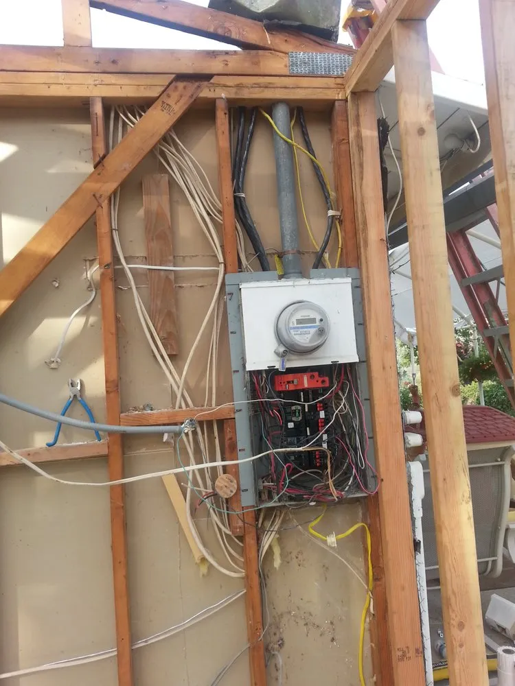 Slide of Fregoso Electric Service