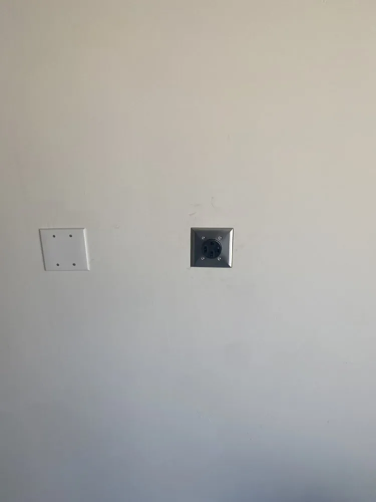 Professional outlet and switch repair in ,  by Frequency X Electric