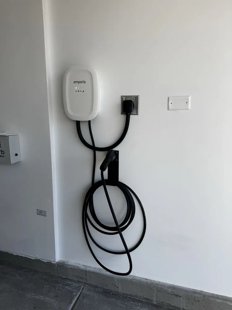 Slide of Friends Electric