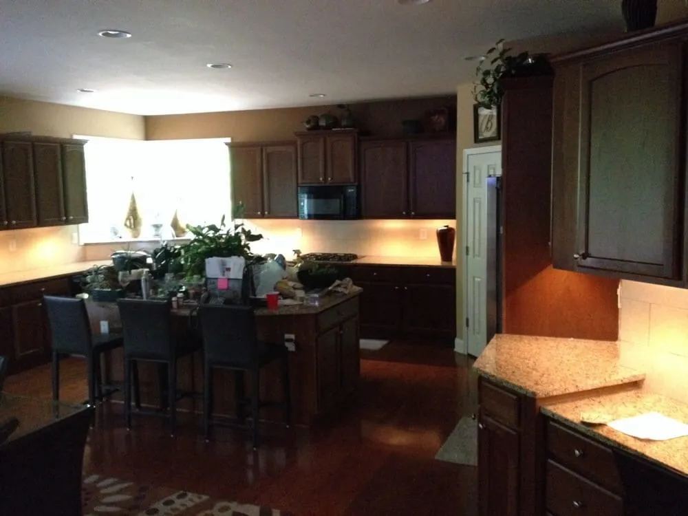 Slide of Full Circle Electrical