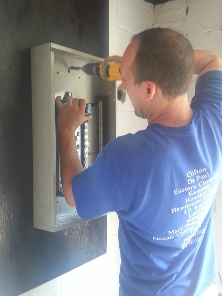 Slide of Full Circuit Electric