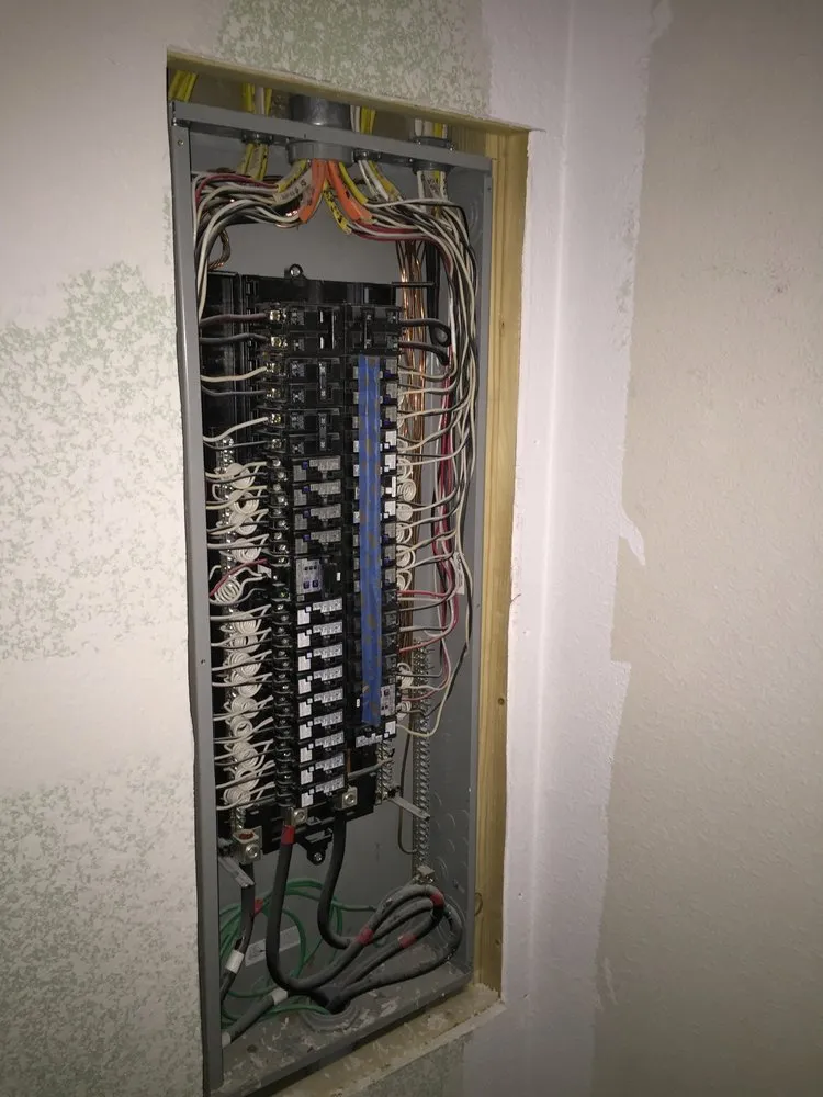 Slide of Full Circuit Services