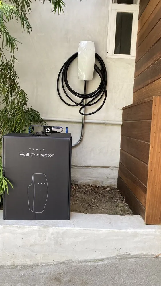 Slide of Full Contact Electric