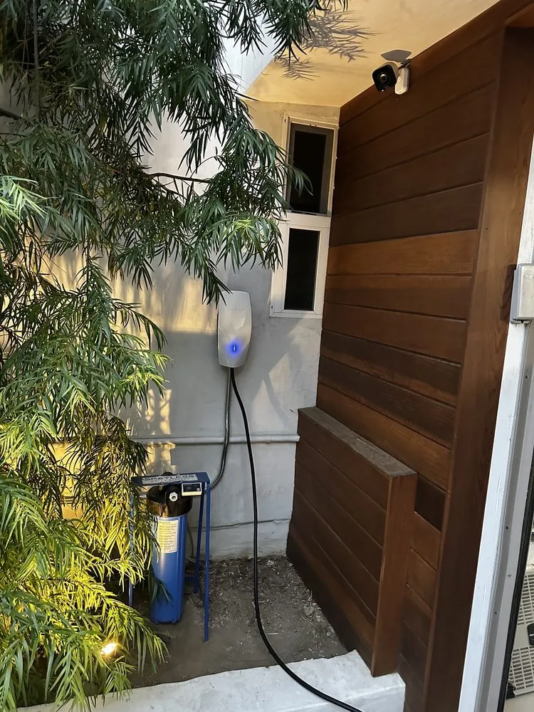 Slide of Full Contact Electric