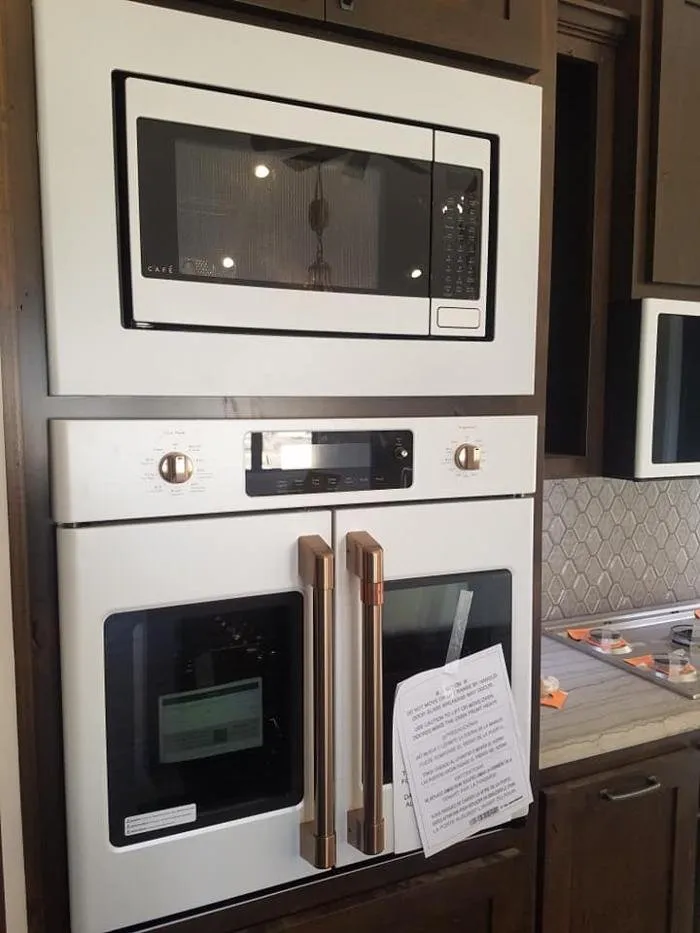 Slide of Full Power Electric