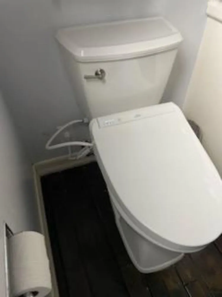 Emergency outlet and switch repair service in ,  - Full Service Home Repair