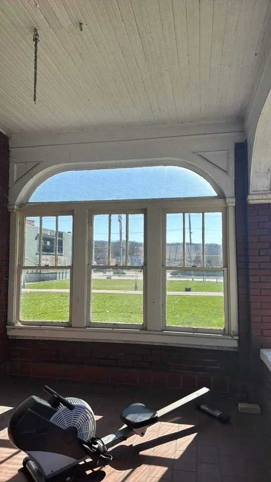 Slide of Fullem’s Full Service