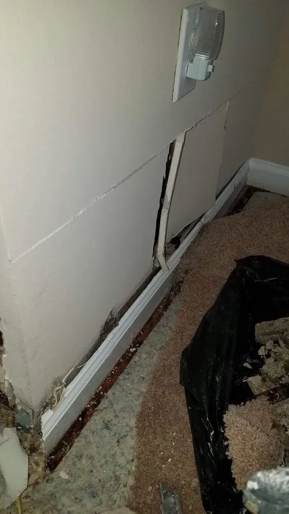 Professional electrician providing circuit breaker repair in ,