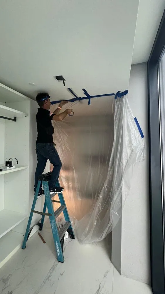 Slide of Fuse Electric EV & Solar