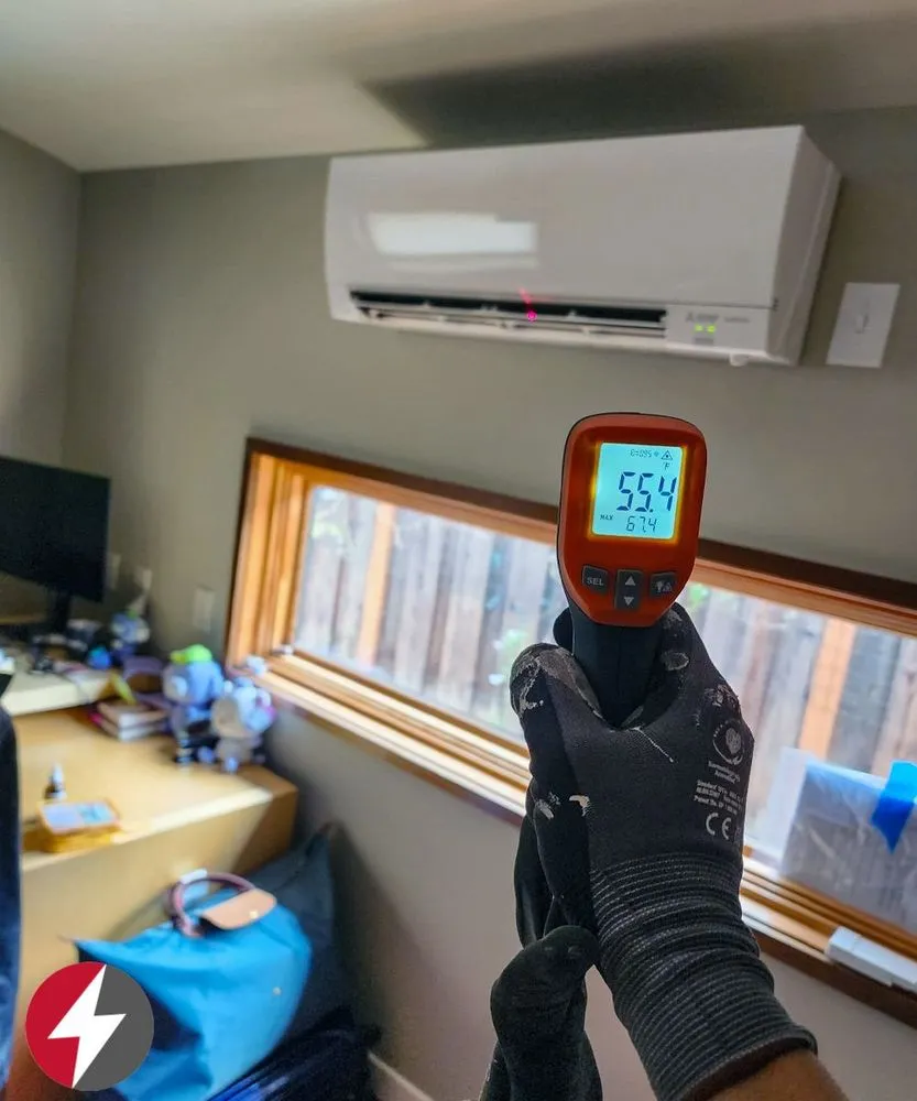 Licensed electrician providing outlet and switch repair in , 