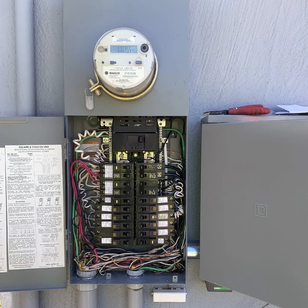 Reliable electrician providing wiring installation in , 