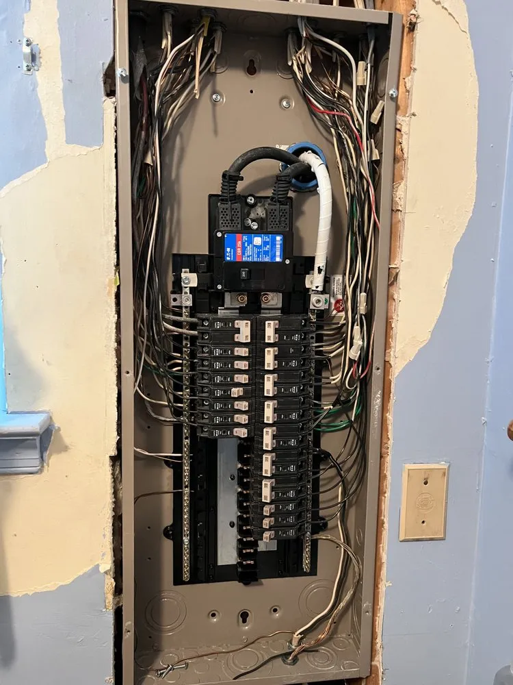 Expert panel upgrade experts serving Emmaus, PA - Fused Electric