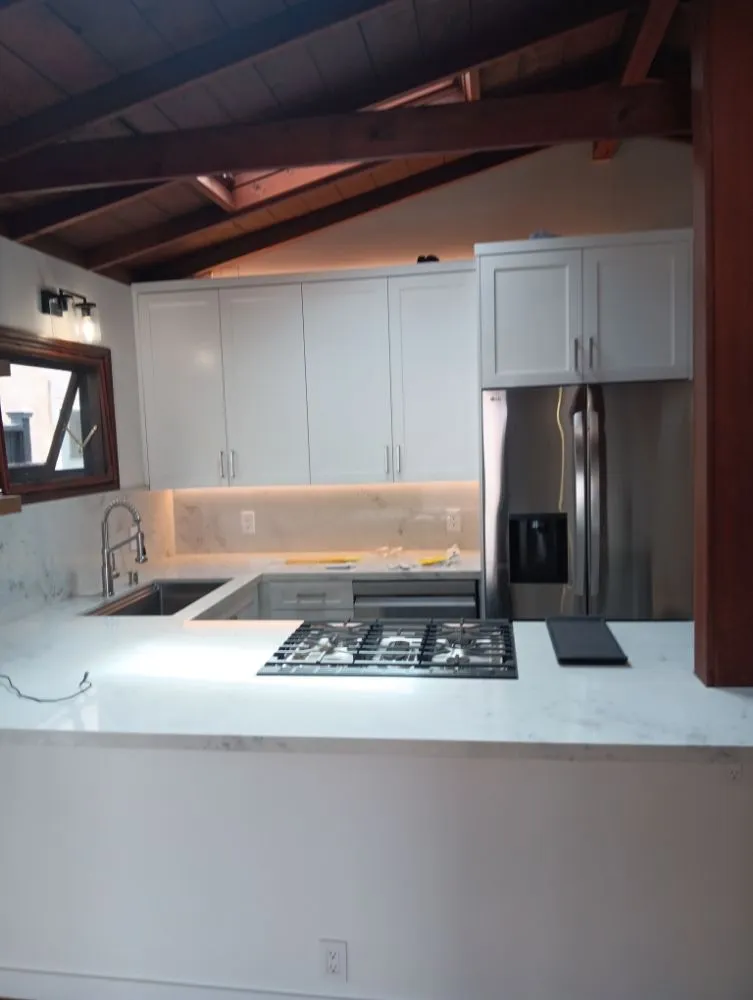 Slide of F&V Electrical and Remodeling