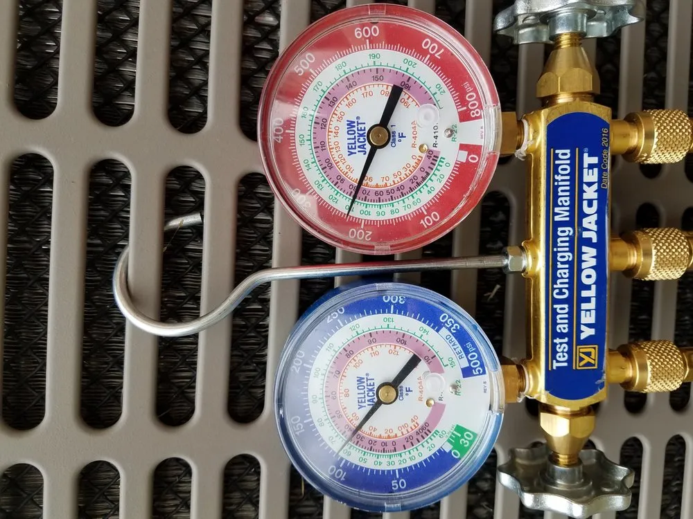 Slide of G & C Airconditioning