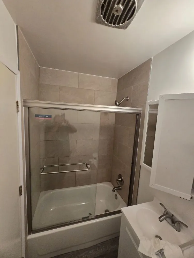 Slide of G & D Construction