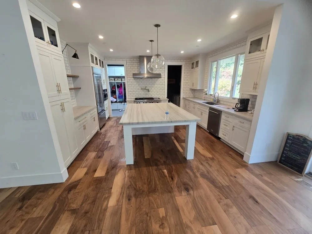 Slide of G & D Construction