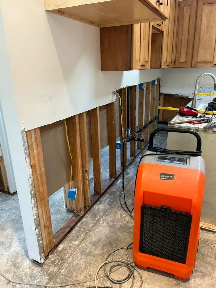 Slide of G & D Construction