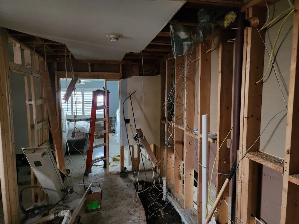 Slide of G & G Electric