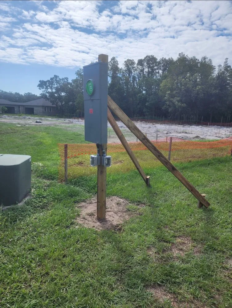 Slide of G & G Electric