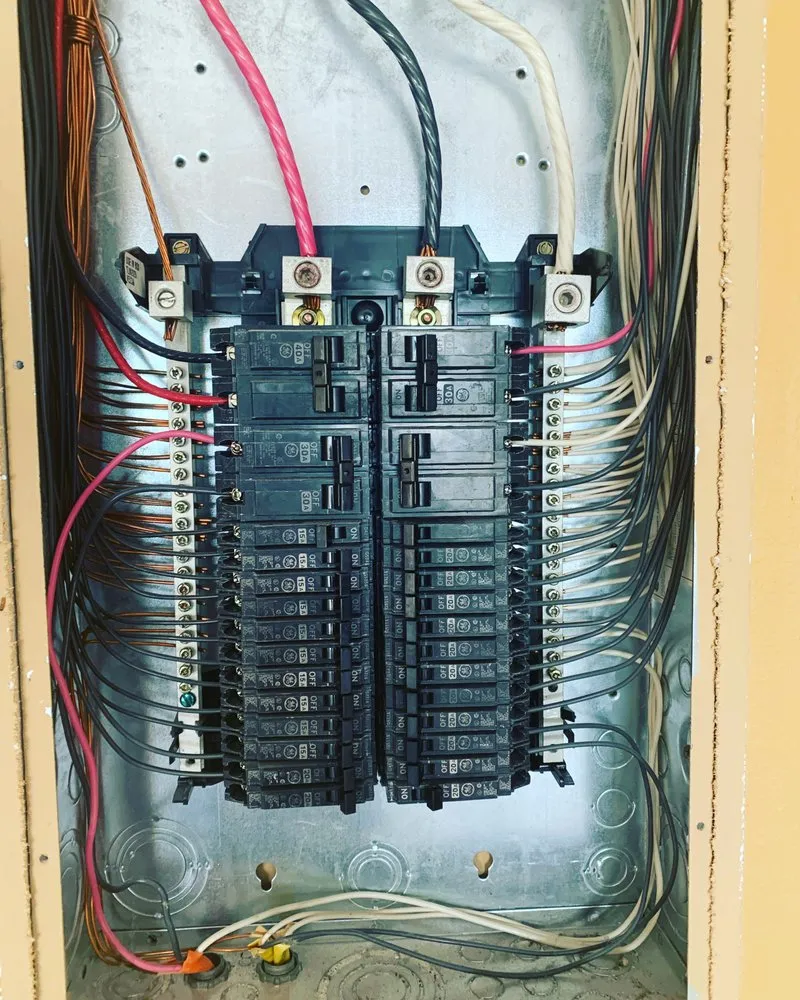 Slide of G & G Electrical