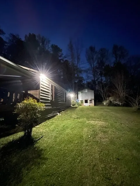 Certified electrical service for homes in lighting installation,  by 