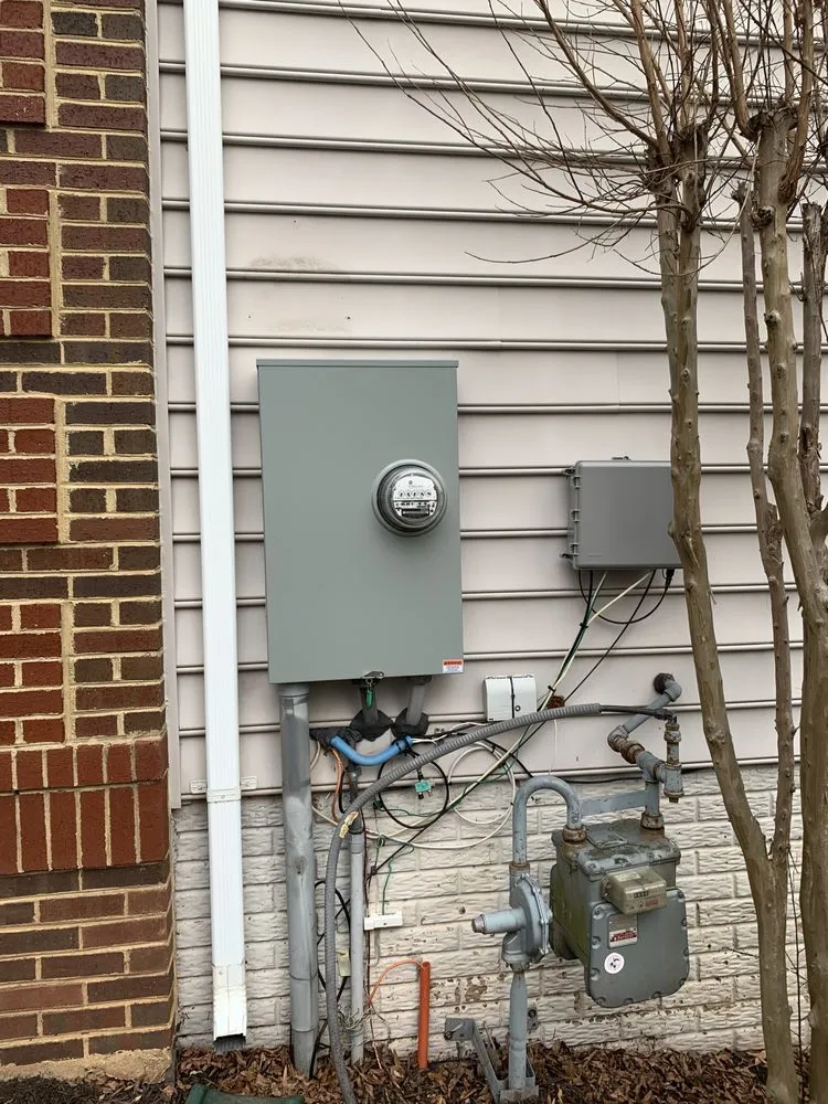 Slide of G & I Electrical Services