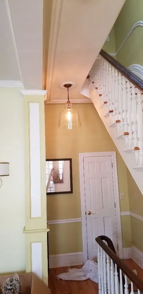 Slide of G & R Electrical Contractors