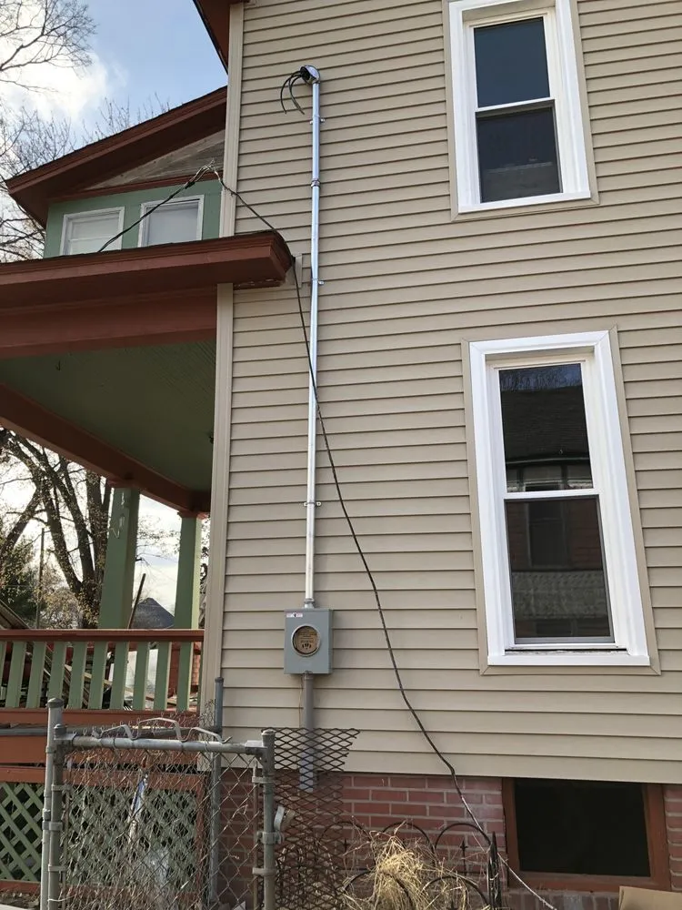 Certified electrical service for homes in lighting installation,  by 